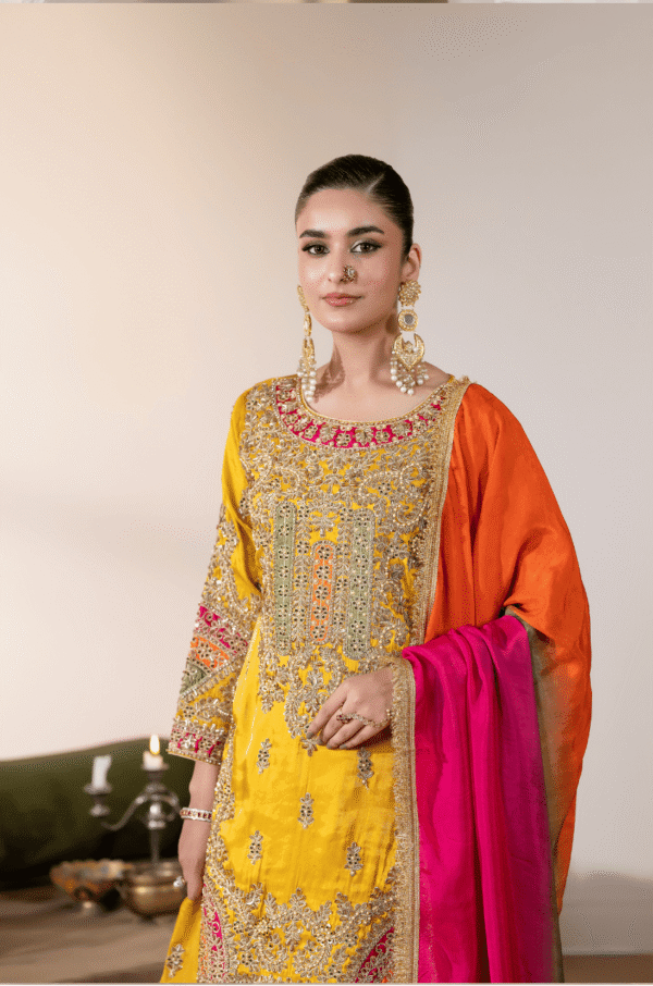 1461 - Glamour Closet