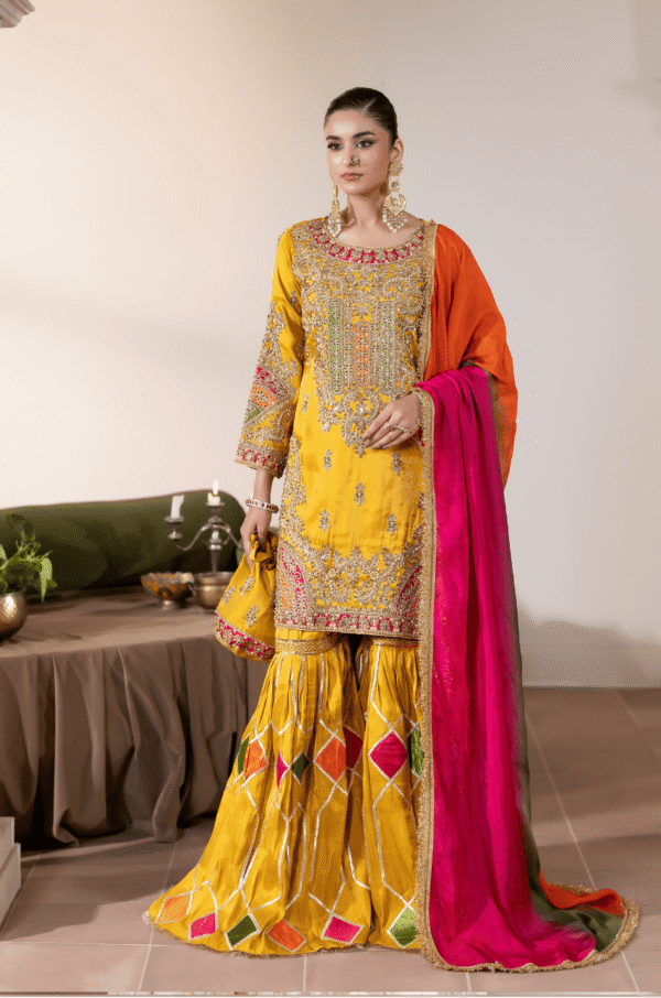 1461 - Glamour Closet