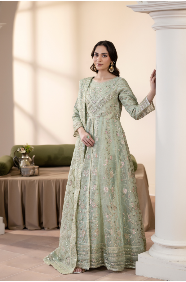 5261 - Floral Threaded Artistry